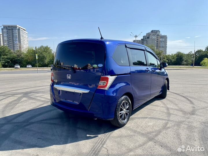 Honda Freed 1.5 CVT, 2015, 90 700 км