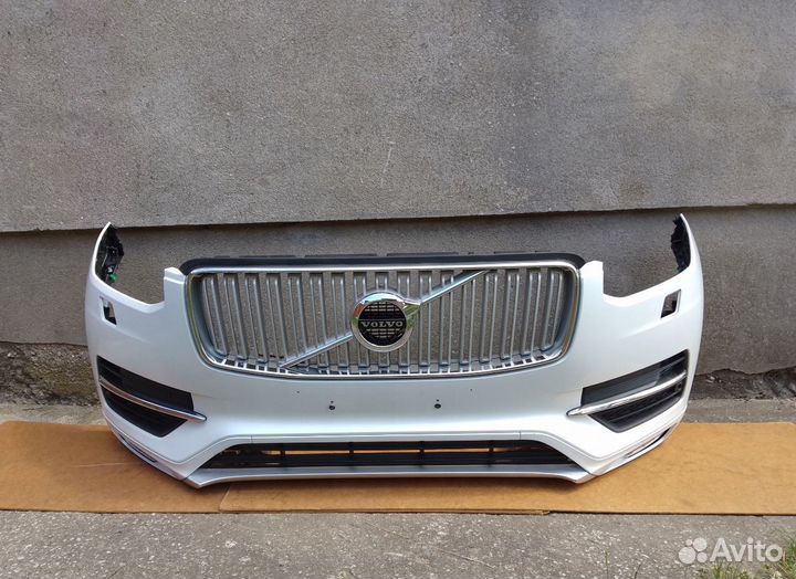 Volvo XC90 II 2015-2019 передний бампер