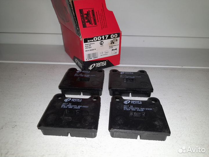 Audi / VW Колодки тормозные передние