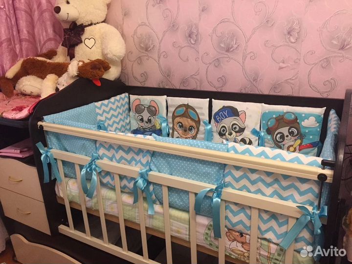 Бортики на детскую кроватку