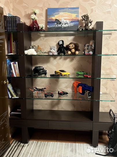 Стеллаж стеклянный