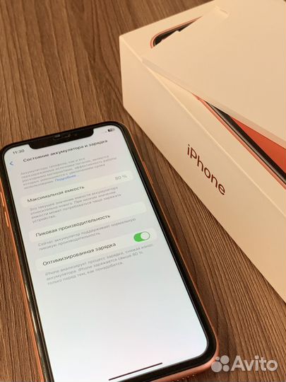 iPhone Xr, 64 ГБ