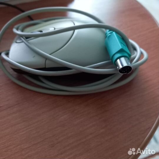 Игровая клавиатура и мышь