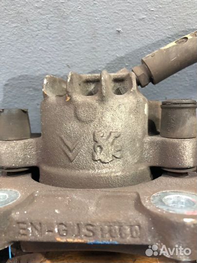 Суппорт передний правый Citroen Ds4 N