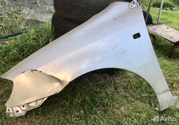 Крыло от toyota