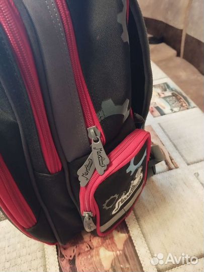 Школьный рюкзак