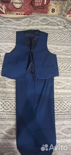 Школьный костюм размер 34