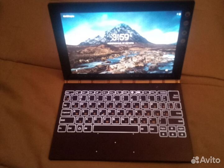 Lenovo Yoga Book