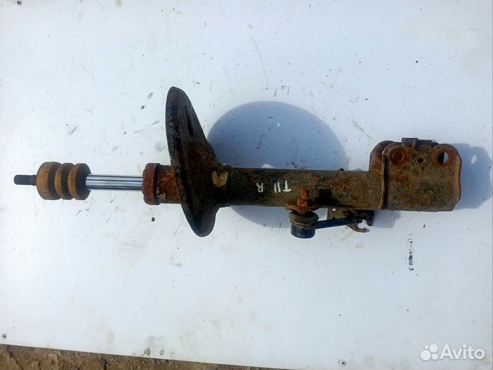 Амортизатор (стойка) передний правый Chery Tiggo T