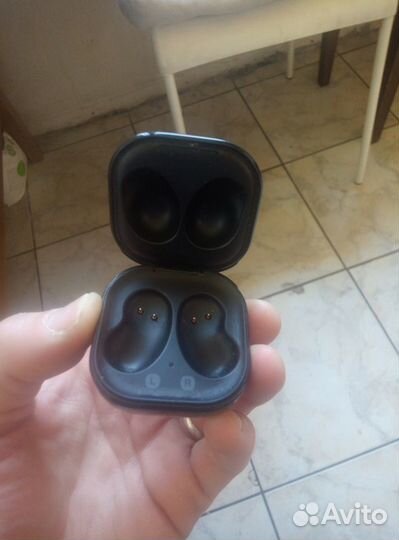 Samsung galaxy buds live кейс