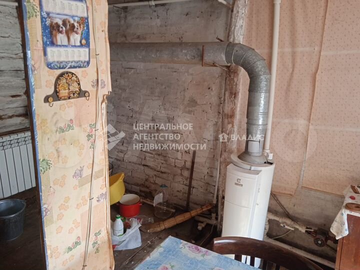 Дом 38 м² на участке 8 сот.