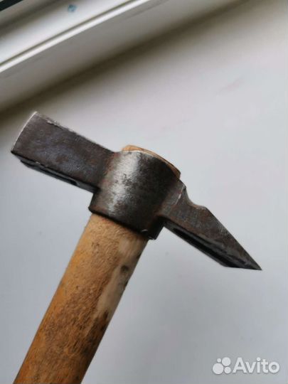 Молоток сапожника времен СССР