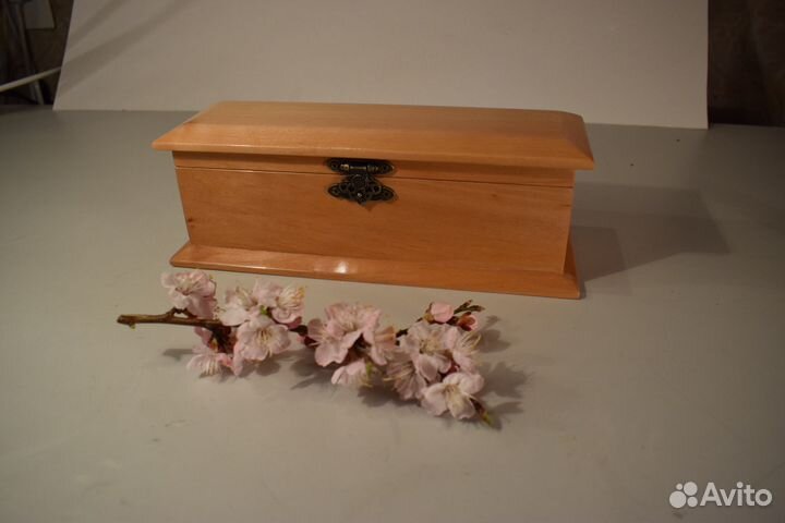 Шкатулка для ювелирных украшений