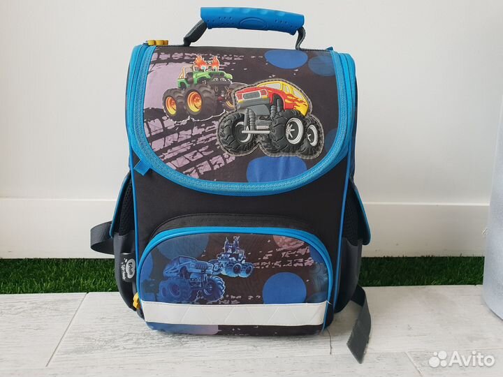 Рюкзак школьный для мальчика