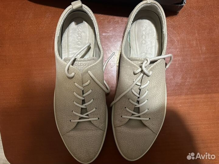 Кроссовки ecco женские