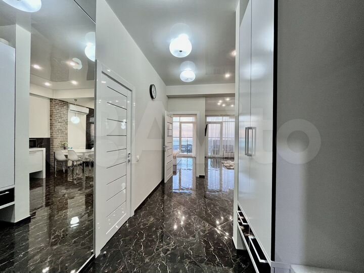 1-к. квартира, 64 м², 10/17 эт.