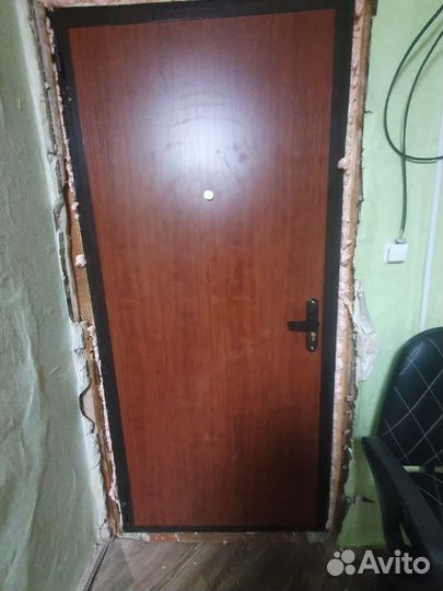 Дверь входная металлическая