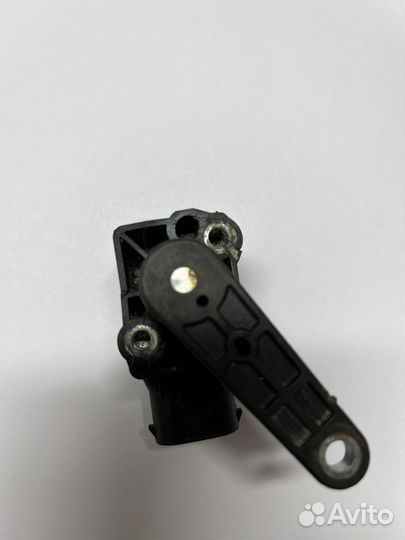 Датчик положения кузова