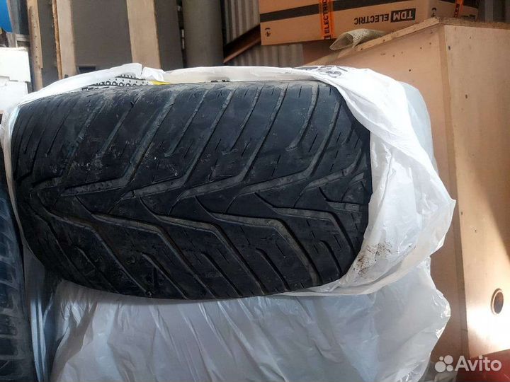 Hankook Ventus S1 Evo 3 K127 285/60 R18 60H