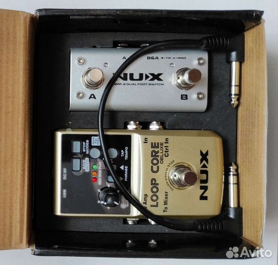 Nux Loop Core Deluxe Bundle