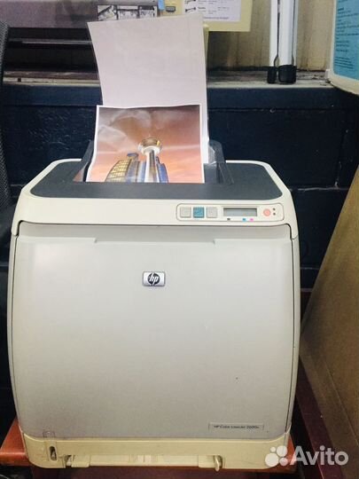 Цветной лазерный принтер HP Laser Jet 2600n б/у