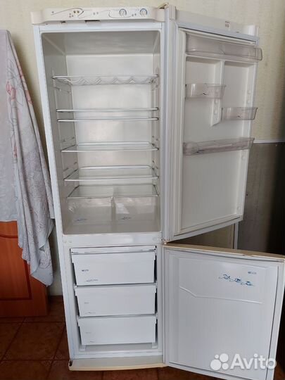 Холодильник бу