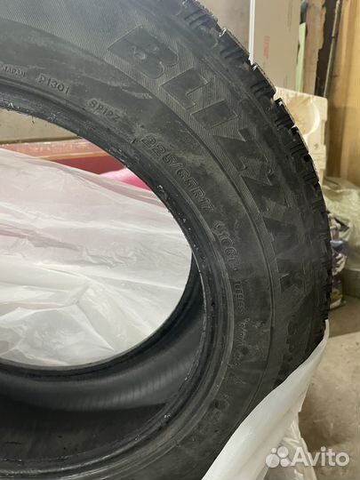 Bridgestone Blizzak Spike-01 225/65 R17 106T