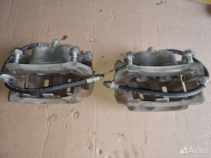 Honda accord 8 суппорт передний