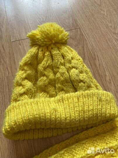 Шапка с шарфом