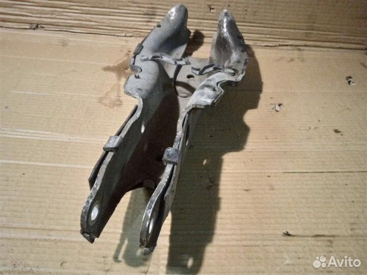 Рычаг задний Mercedes Benz S-Klass W-220