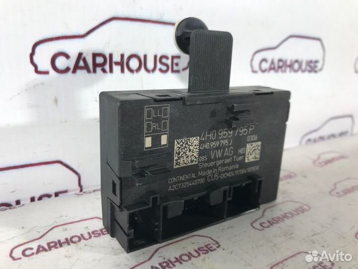 Блок управления дверьми задний правый Audi Q7 4.2