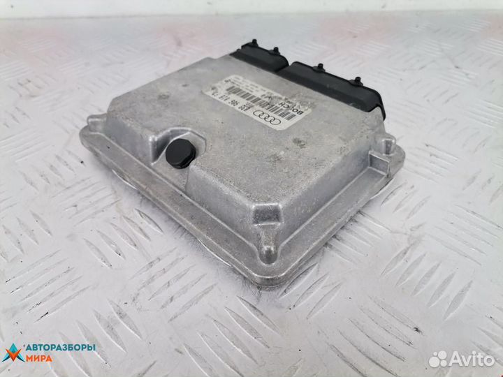 Блок управления двигателем Audi A4 B5 1999