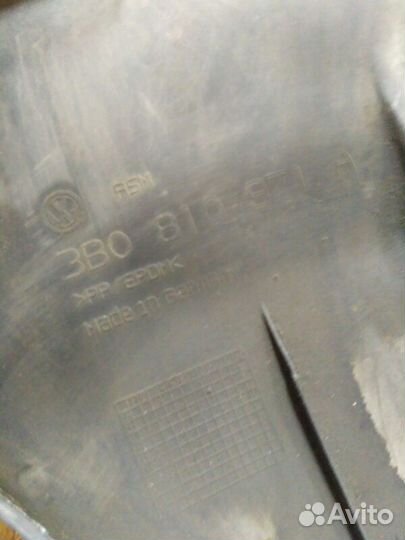 Подкрылок задний левый Volkswagen Passat B5