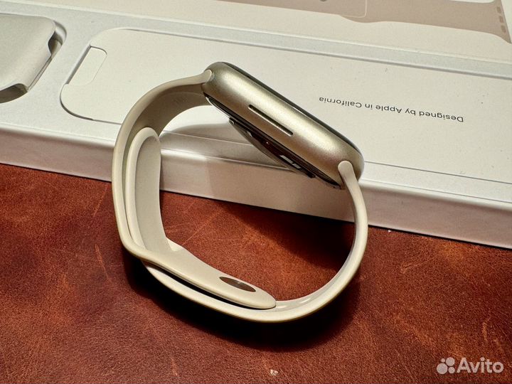 Apple Watch 7 45 mm Starlight A2474