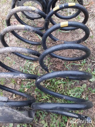 Пружины задние Киа Рио 3