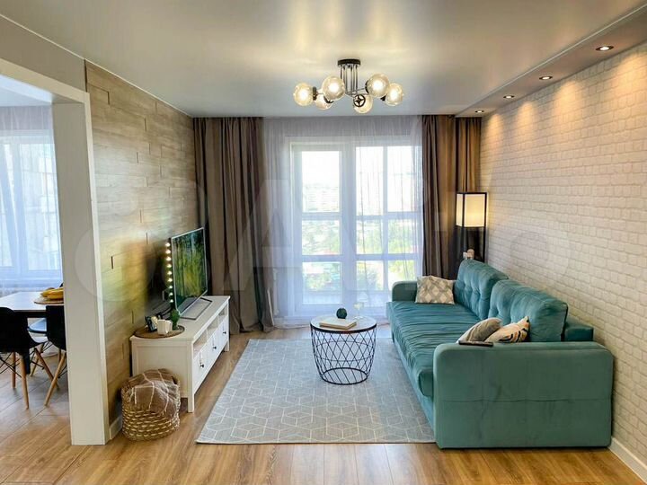 3-к. квартира, 83 м², 8/10 эт.