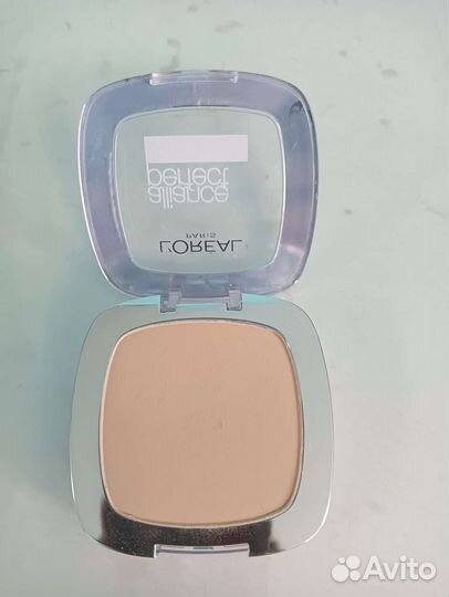 Пудра компактная новая