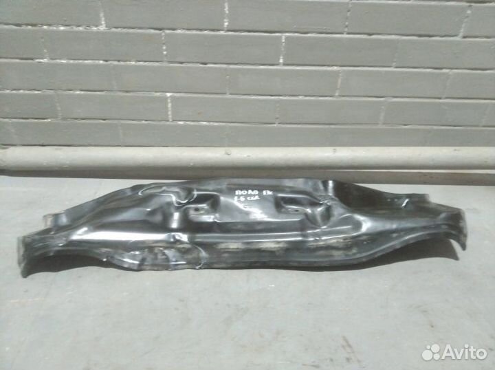 Водосток передний Volkswagen Polo (Rus) 1.6 2013