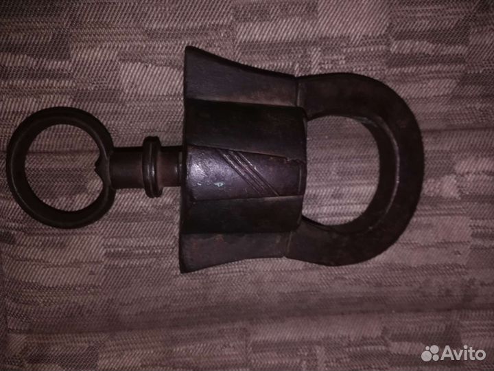 Замок старинный царский амбарный навесной