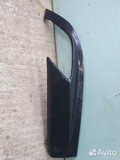 Накладка бампера задняя правая Lexus Rx4