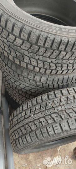 Dunlop SP Winter Ice 01 235/55 R17 99T
