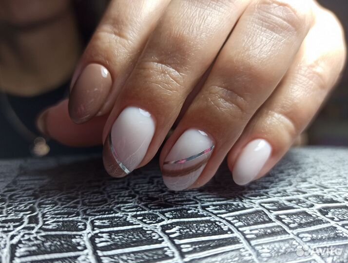 Маникюр.Педикюр,обр-ка стоп. Наращ-е ногтей