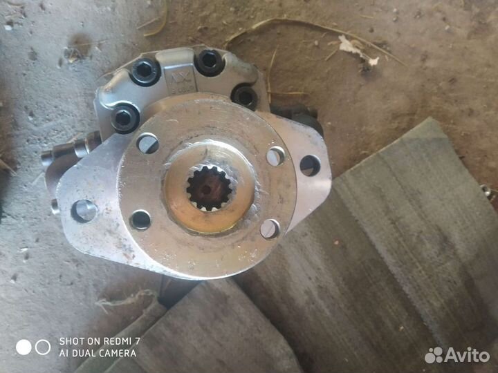 Насос для манипулятора vivoil