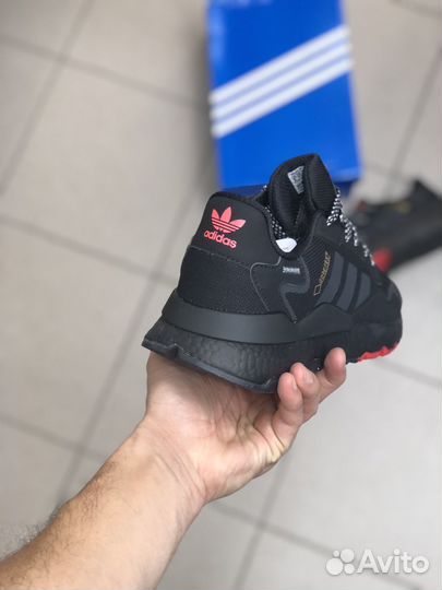 Зимние Adidas Nite Jogger black/red