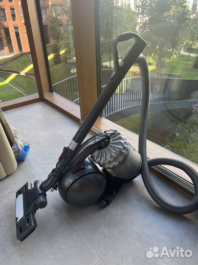 Пылесос Dyson