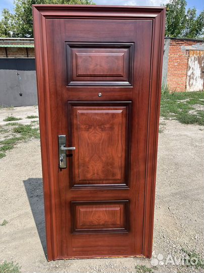 Металлическая дверь бу