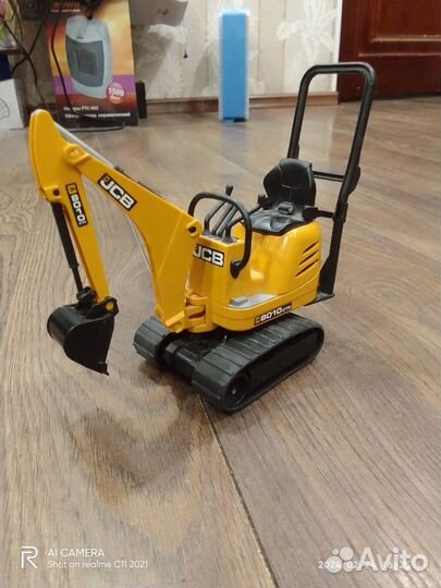 Экскаватор игрушечный, коллекционный