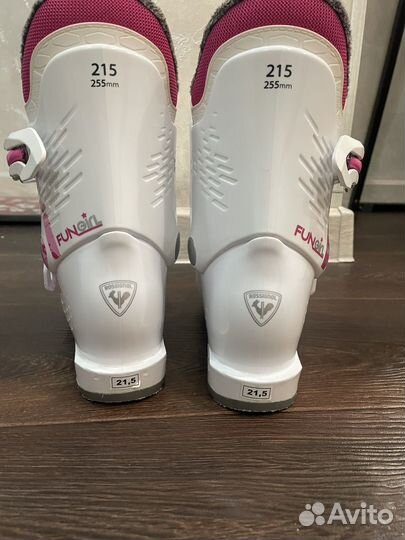 Горные лыжи с креплениями, ботинки