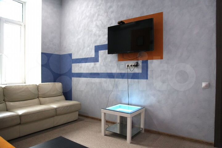 Комната 8 м² в 4-к., 1/10 эт.