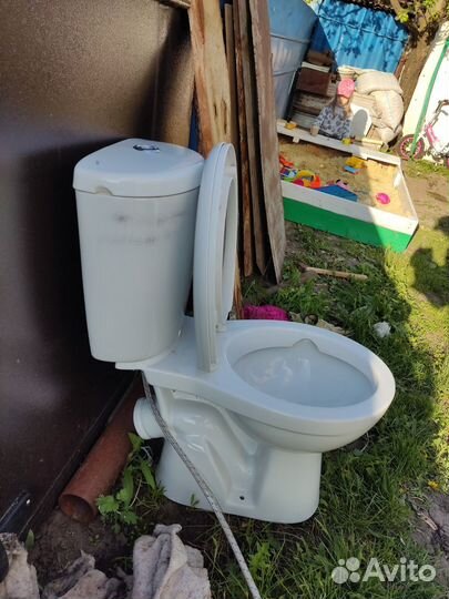 Унитаз с бачком бу